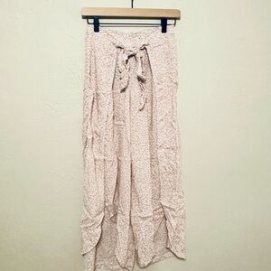 Salty Lemon Women's Boho wrap side slit Light pink Pants size Large EUC